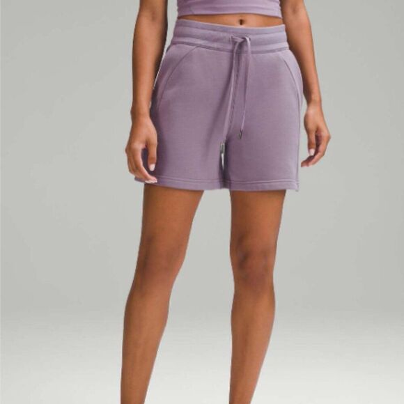 NWT Lululemon Scuba High-Rise Short 5" - Picture 5 of 7